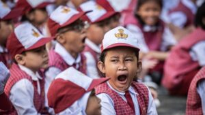 Optimalisasi Belajar Siswa dengan Pemanfaatan Bank Soal SD sebagai Media Latihan Terstruktur