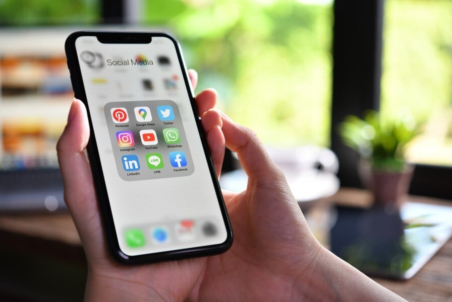 Jasa Komen Sosmed Terbaik untuk Membantu Konten Viral dan Meningkatkan Kepercayaan Audiens
